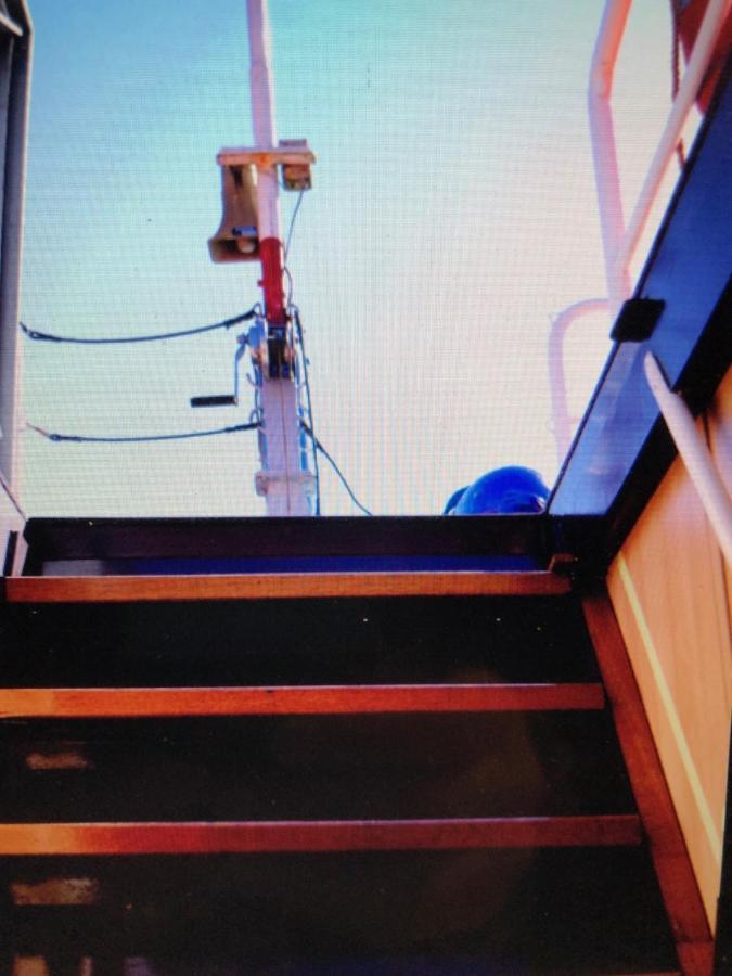 Schiff Ahoy, Hotelschiff, Hausboot, Boot, Passagierschiff シュトゥットガルト エクステリア 写真